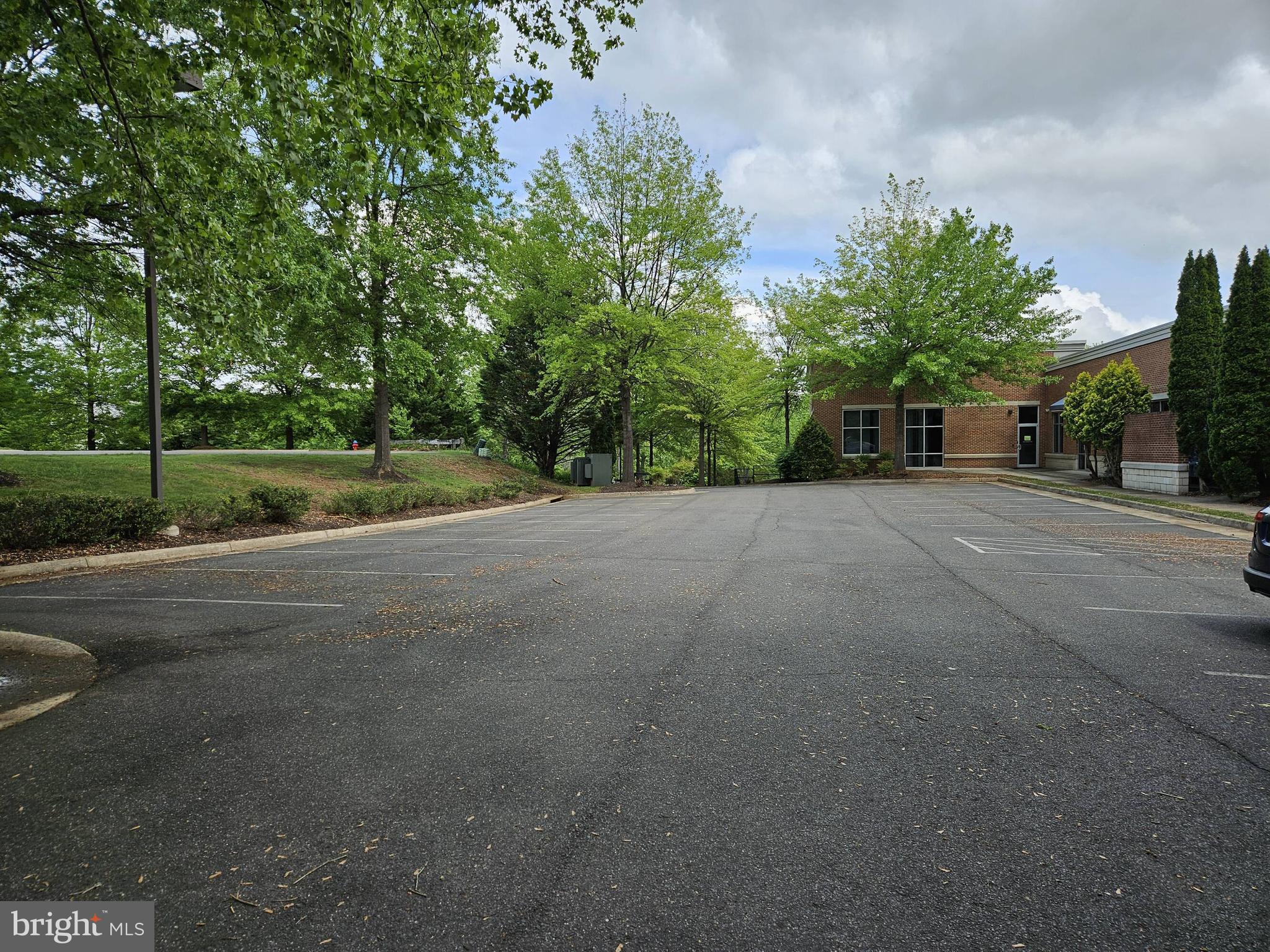 410 ROSEDALE COURT 270