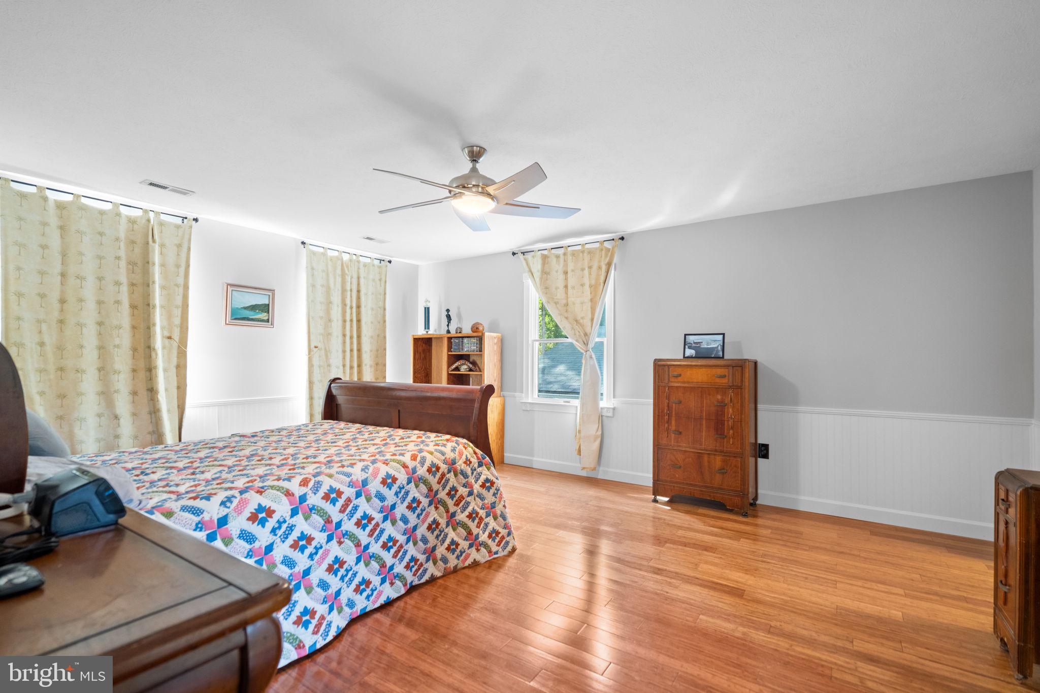 THUNDERBIRD FARM - Residential