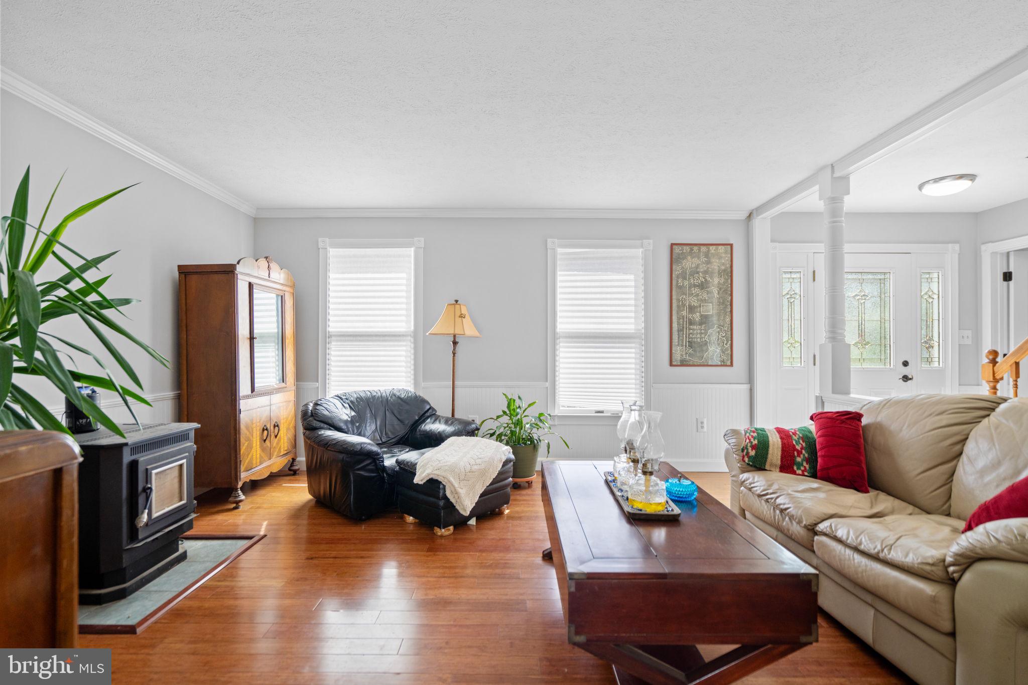 THUNDERBIRD FARM - Residential