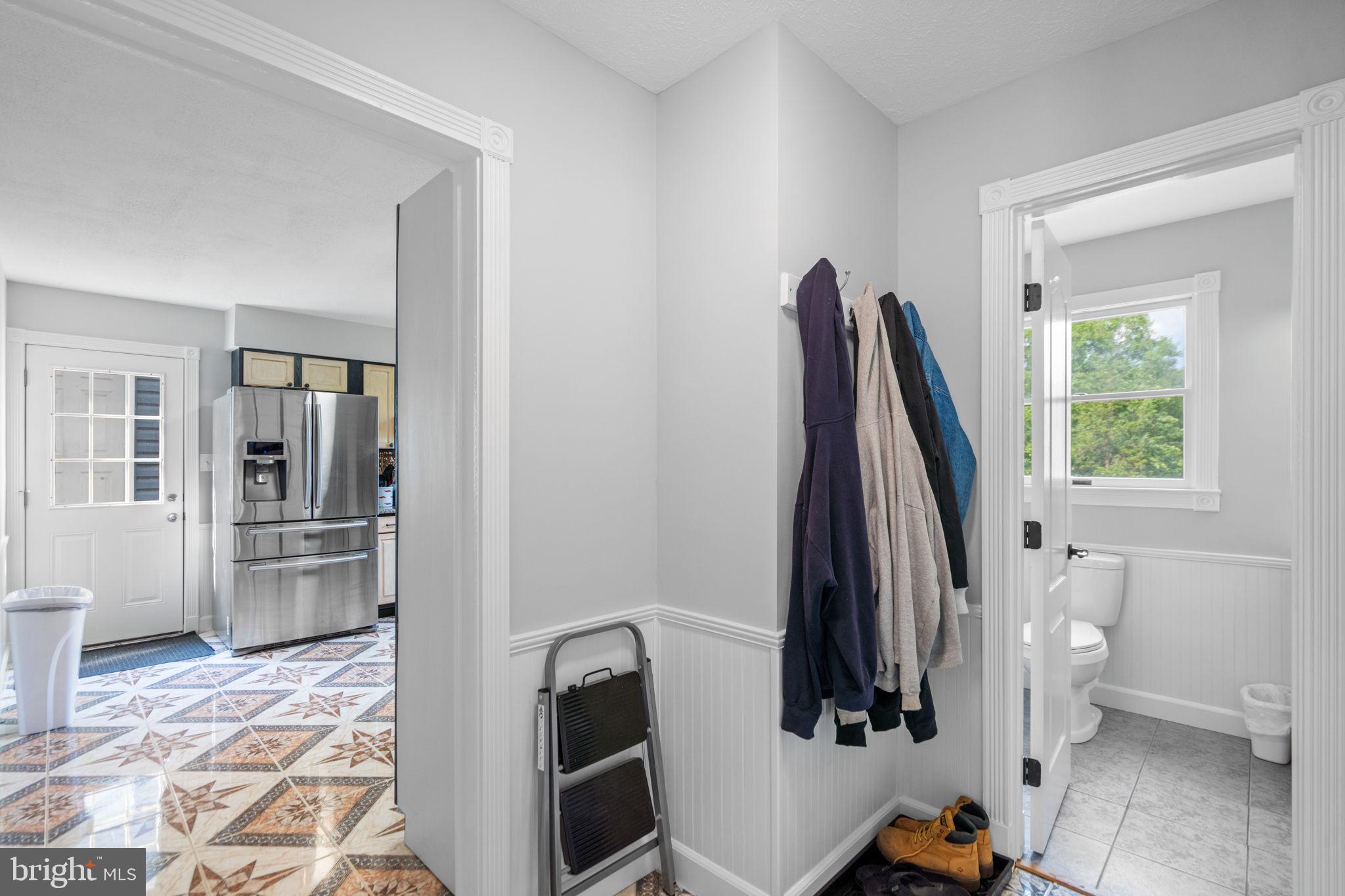 THUNDERBIRD FARM - Residential