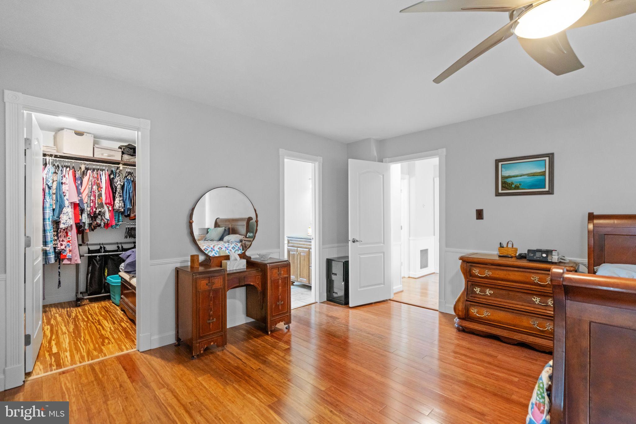 THUNDERBIRD FARM - Residential