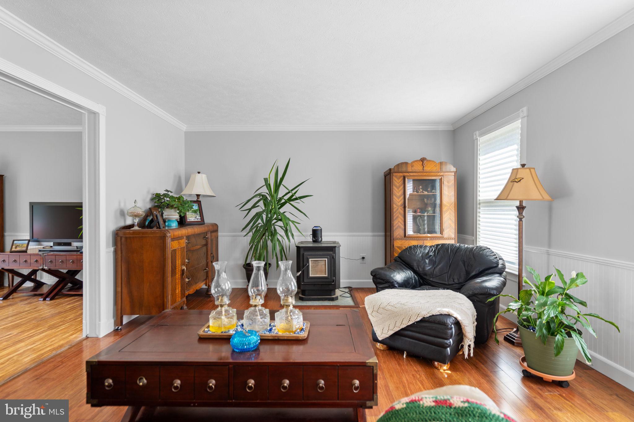 THUNDERBIRD FARM - Residential