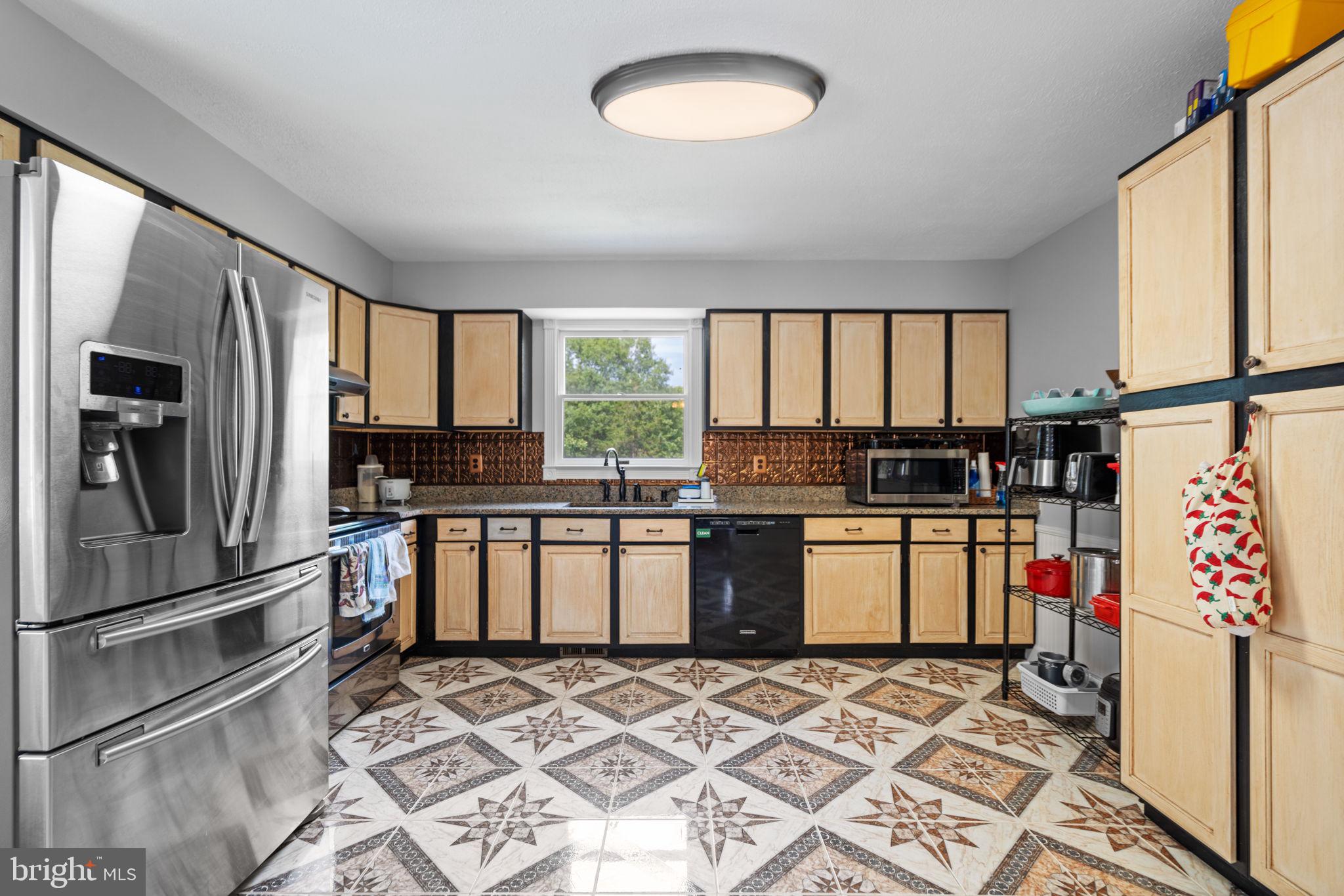 THUNDERBIRD FARM - Residential