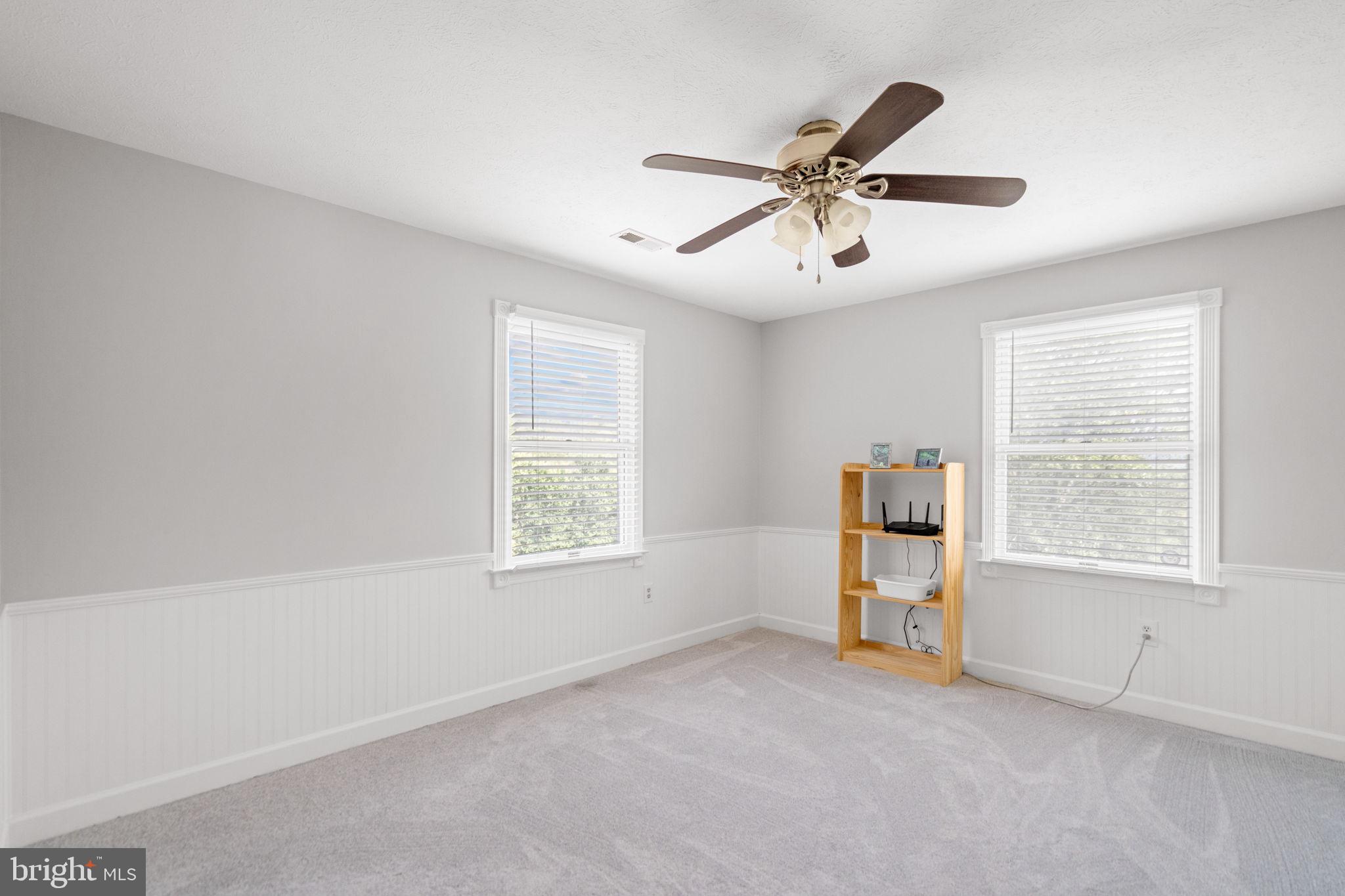 THUNDERBIRD FARM - Residential