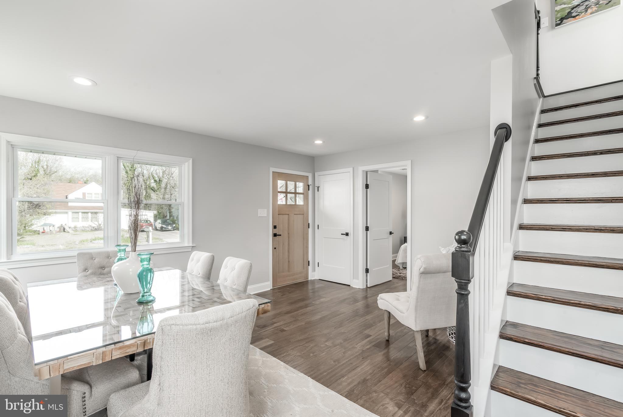 BUCKNELL MANOR - Residential