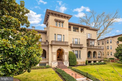 1537 30TH STREET NW D32 WASHINGTON DC 20007