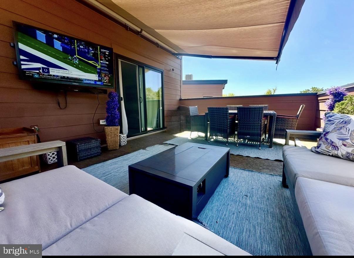 TOWER OAKS - Residential