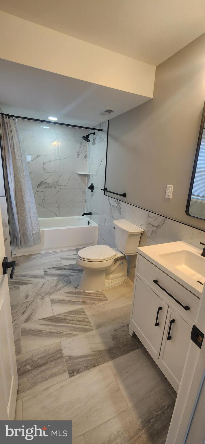 CLOVER HILL - Residential