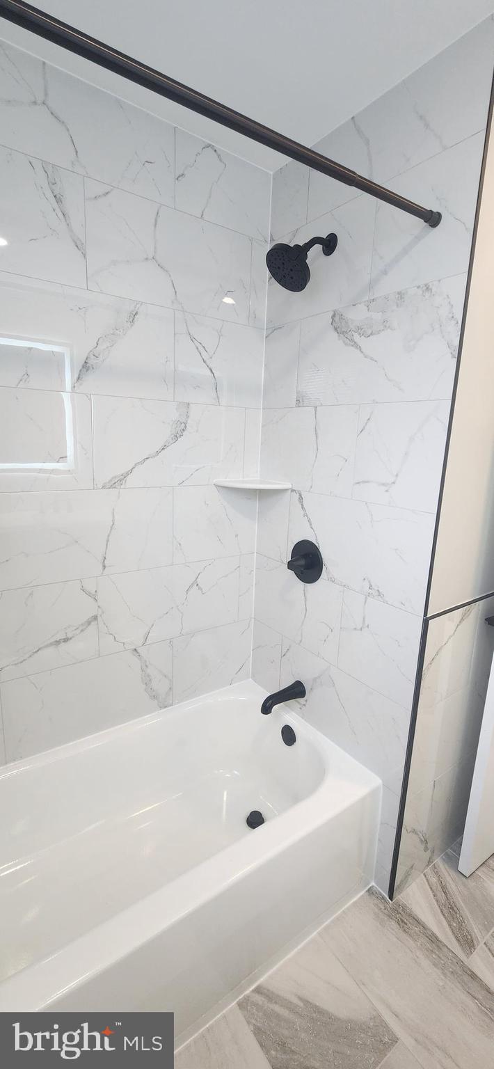 CLOVER HILL - Residential