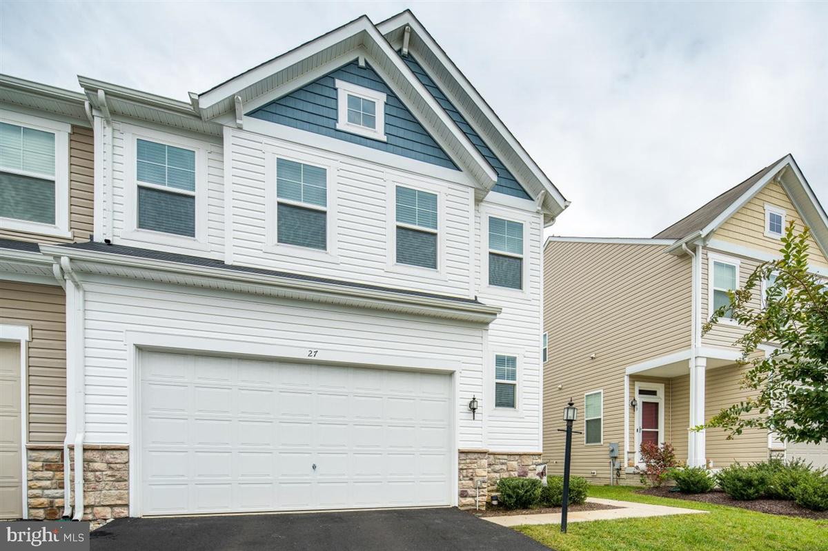 WELLSPRING HILLS - Residential