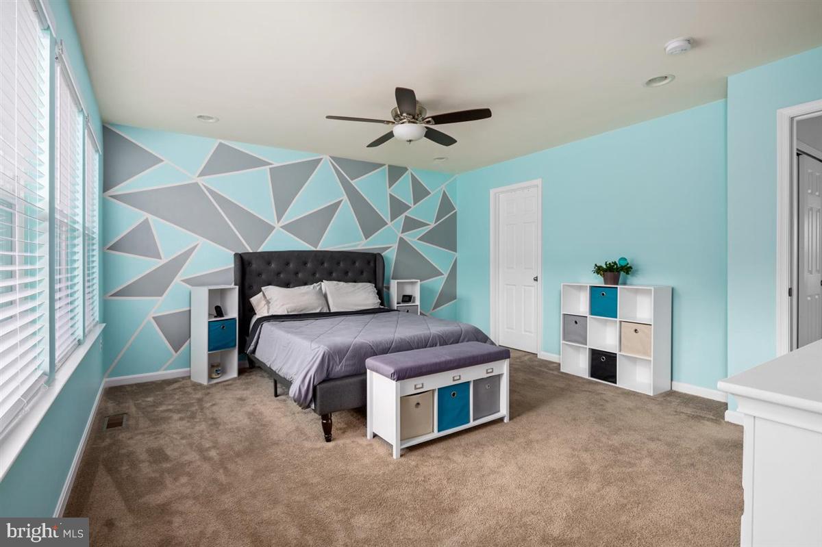 WELLSPRING HILLS - Residential