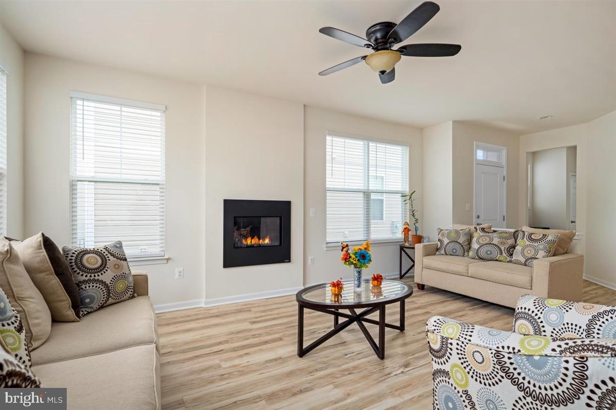 WELLSPRING HILLS - Residential