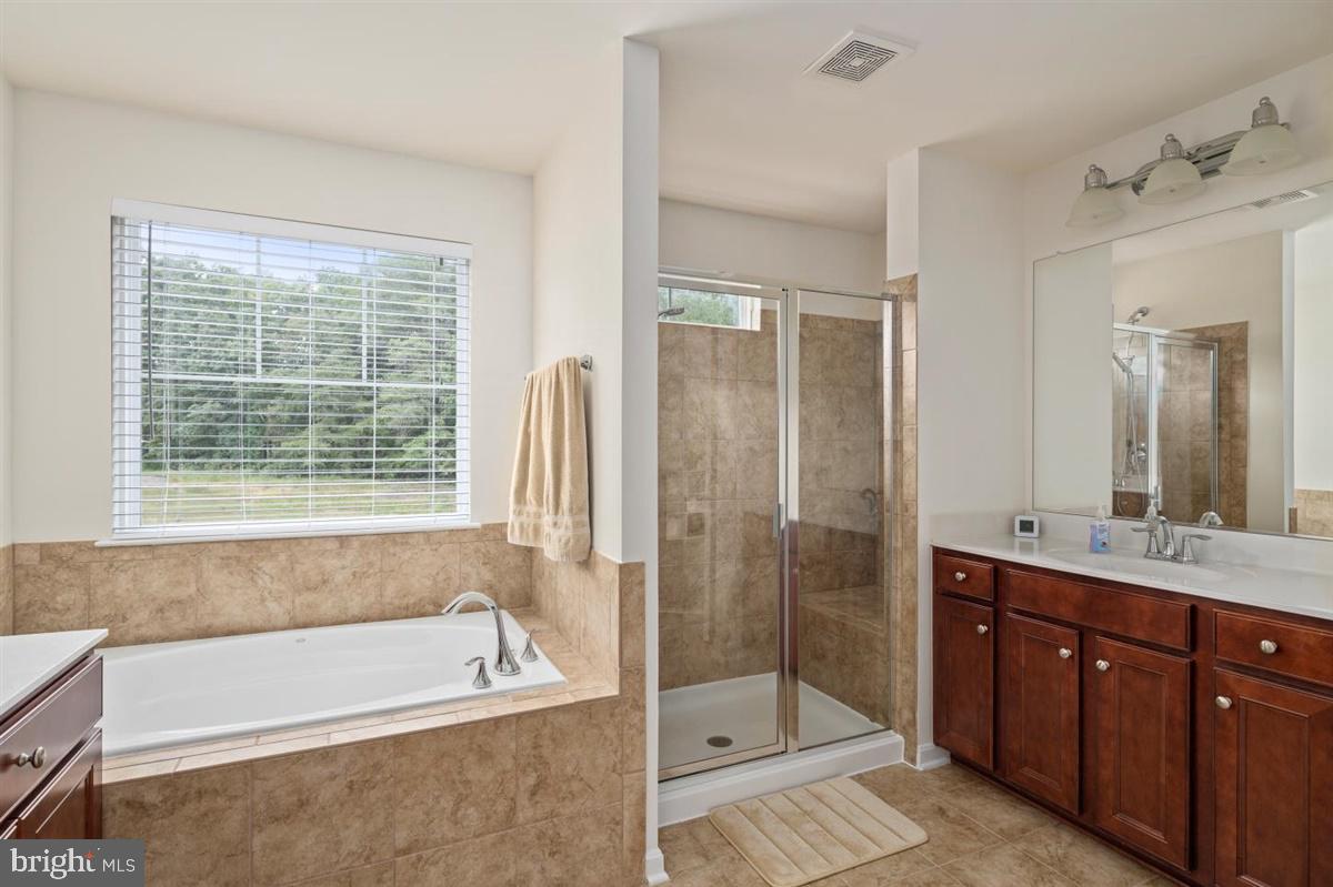 WELLSPRING HILLS - Residential