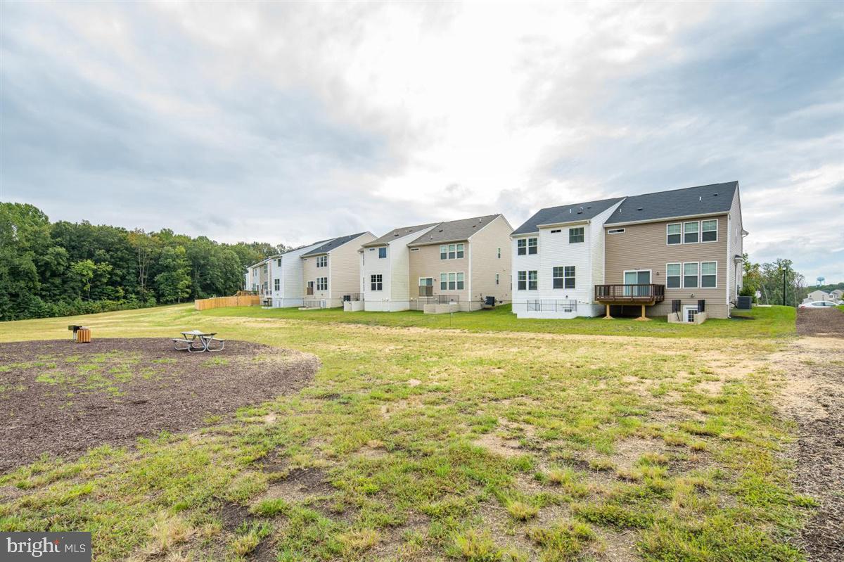 WELLSPRING HILLS - Residential