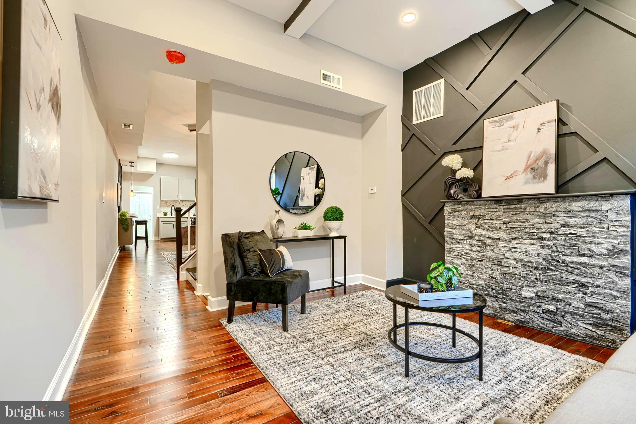 BIDDLE STREET - Residential