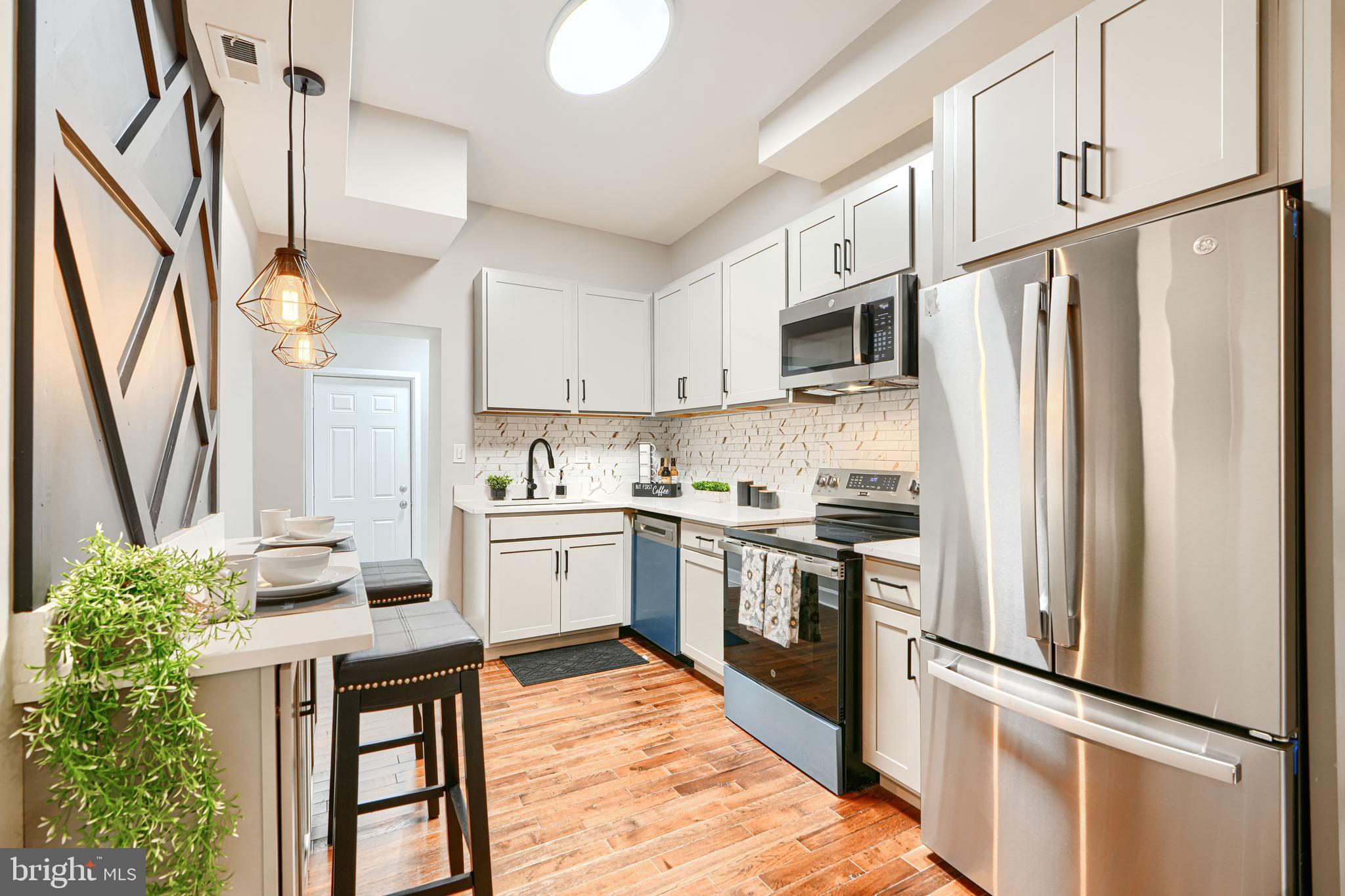 BIDDLE STREET - Residential