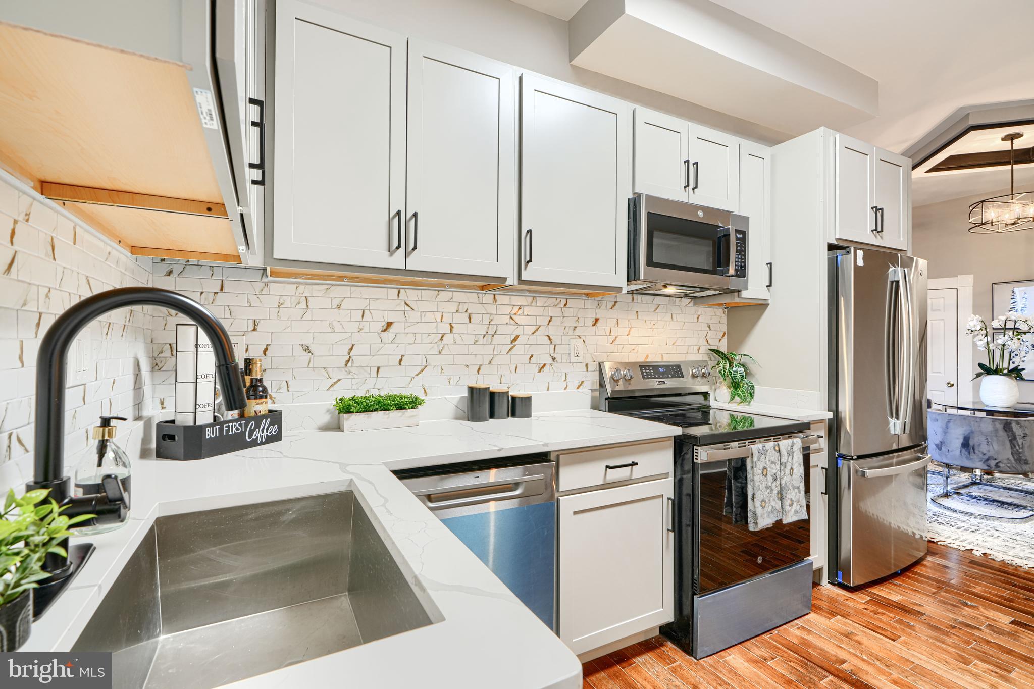 BIDDLE STREET - Residential