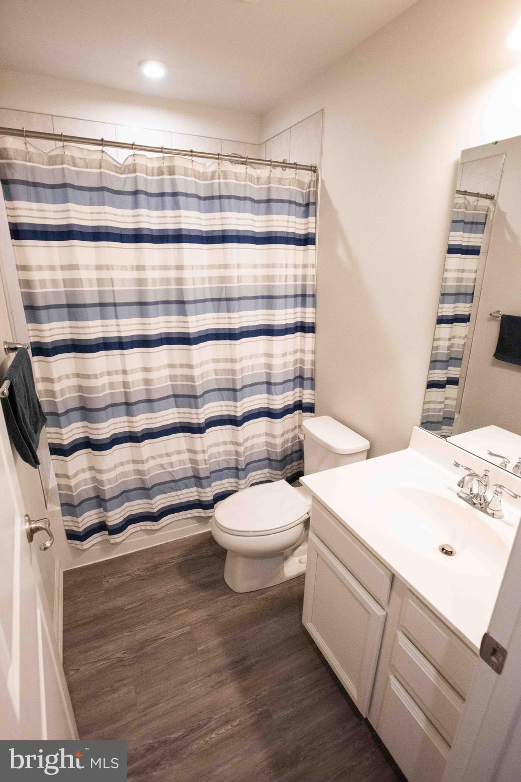 HERON PONDS - Residential