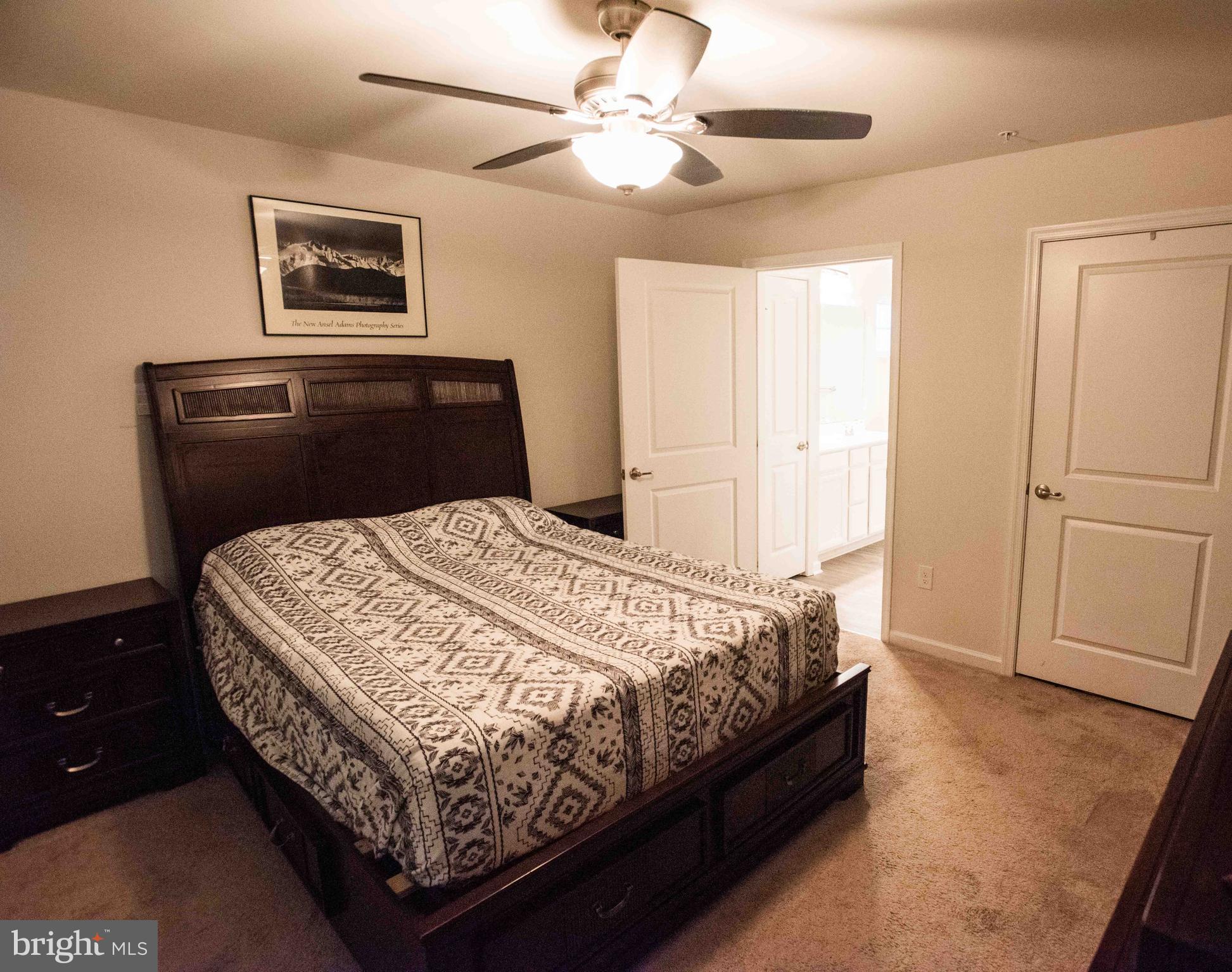 HERON PONDS - Residential