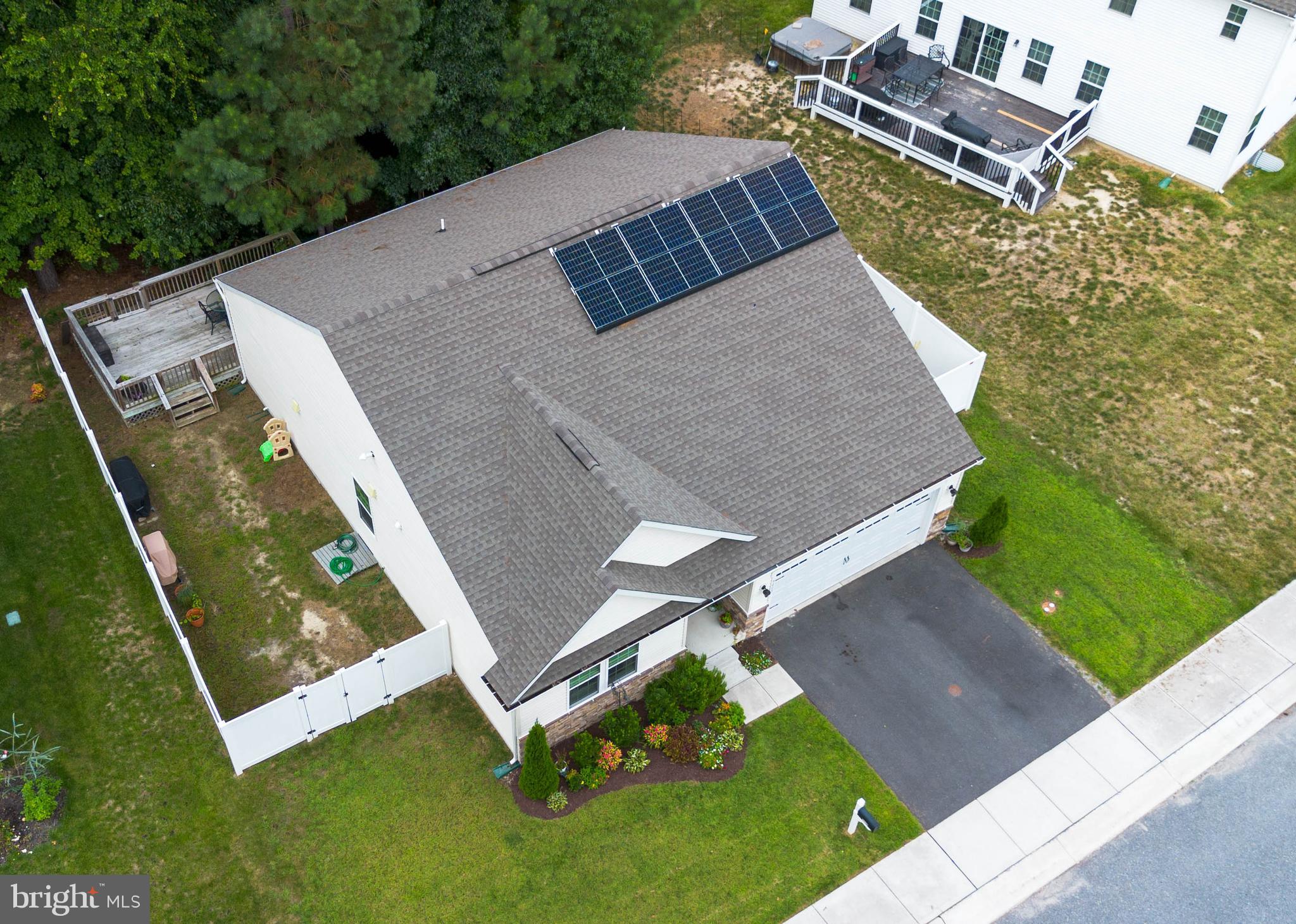 HERON PONDS - Residential