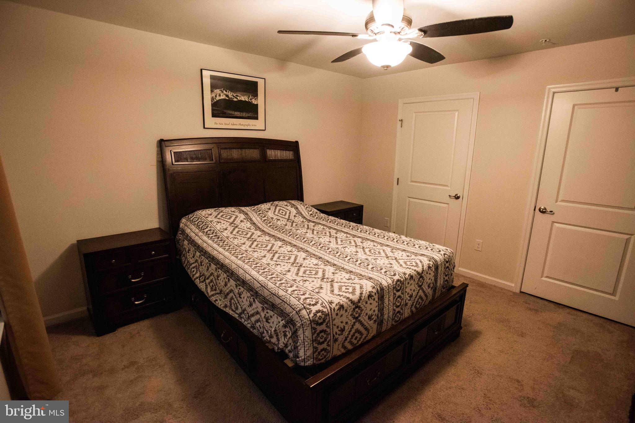 HERON PONDS - Residential