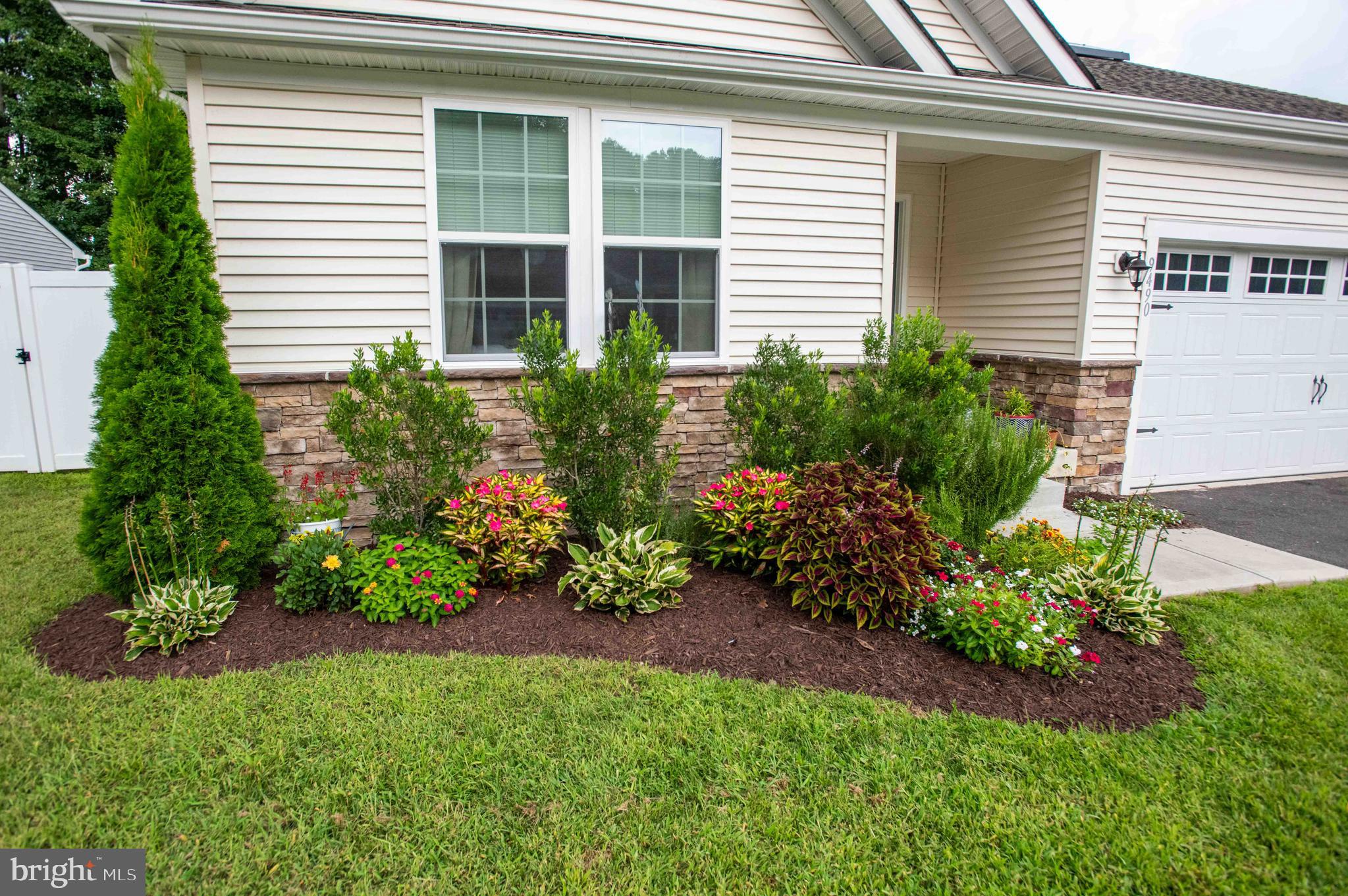 HERON PONDS - Residential