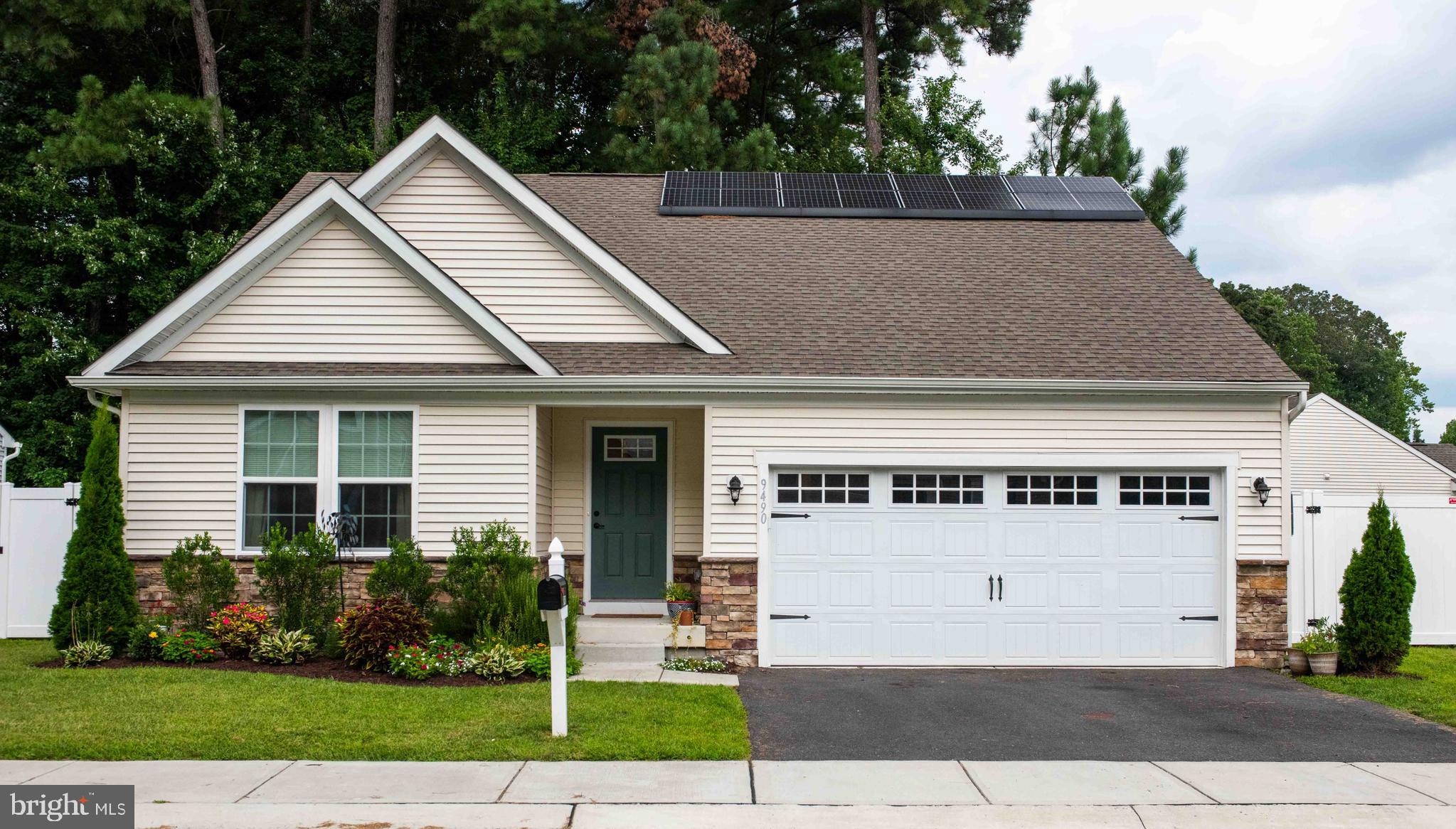 HERON PONDS - Residential