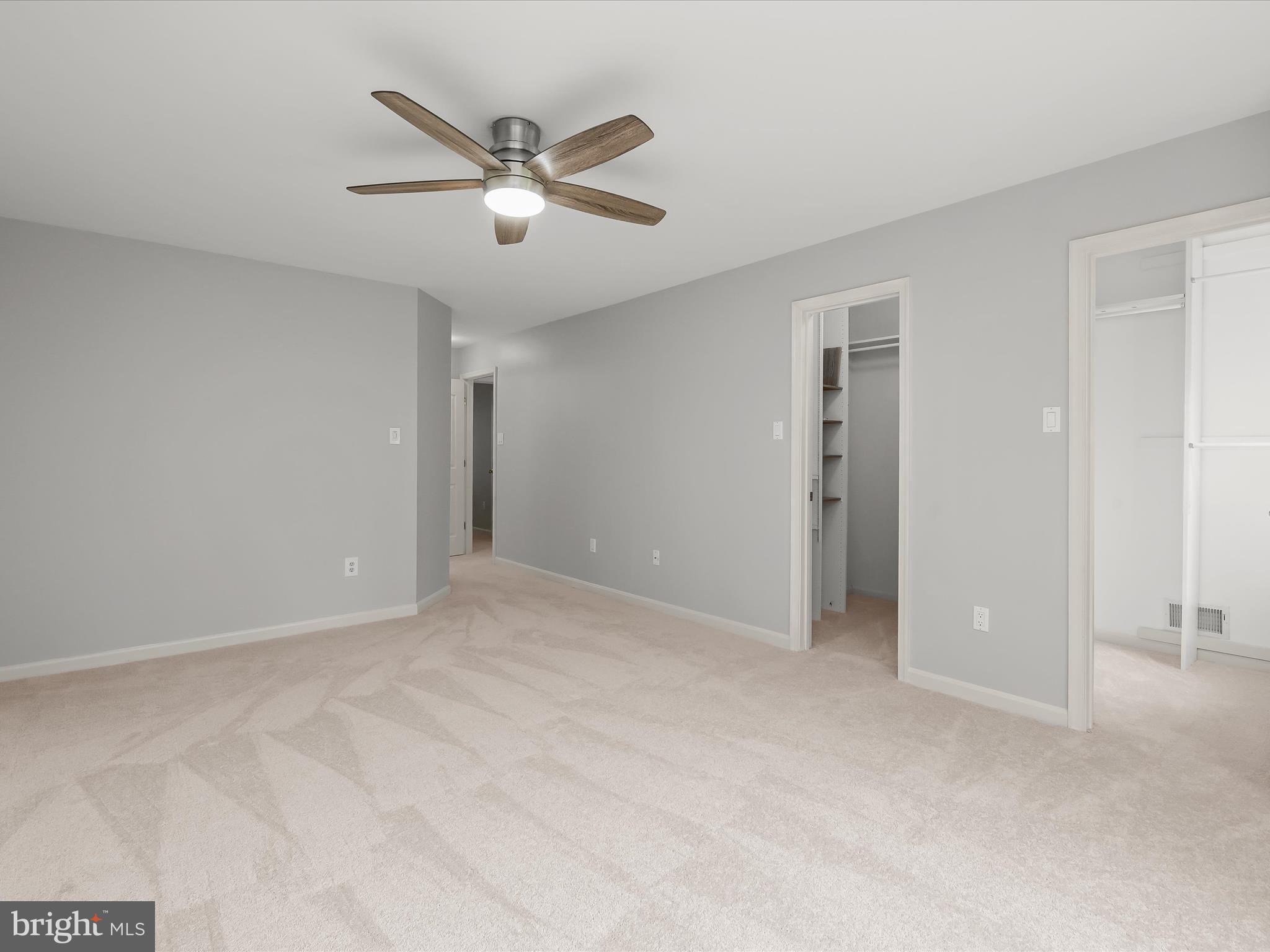 VILLAGE OF RIVER HILL - Residential