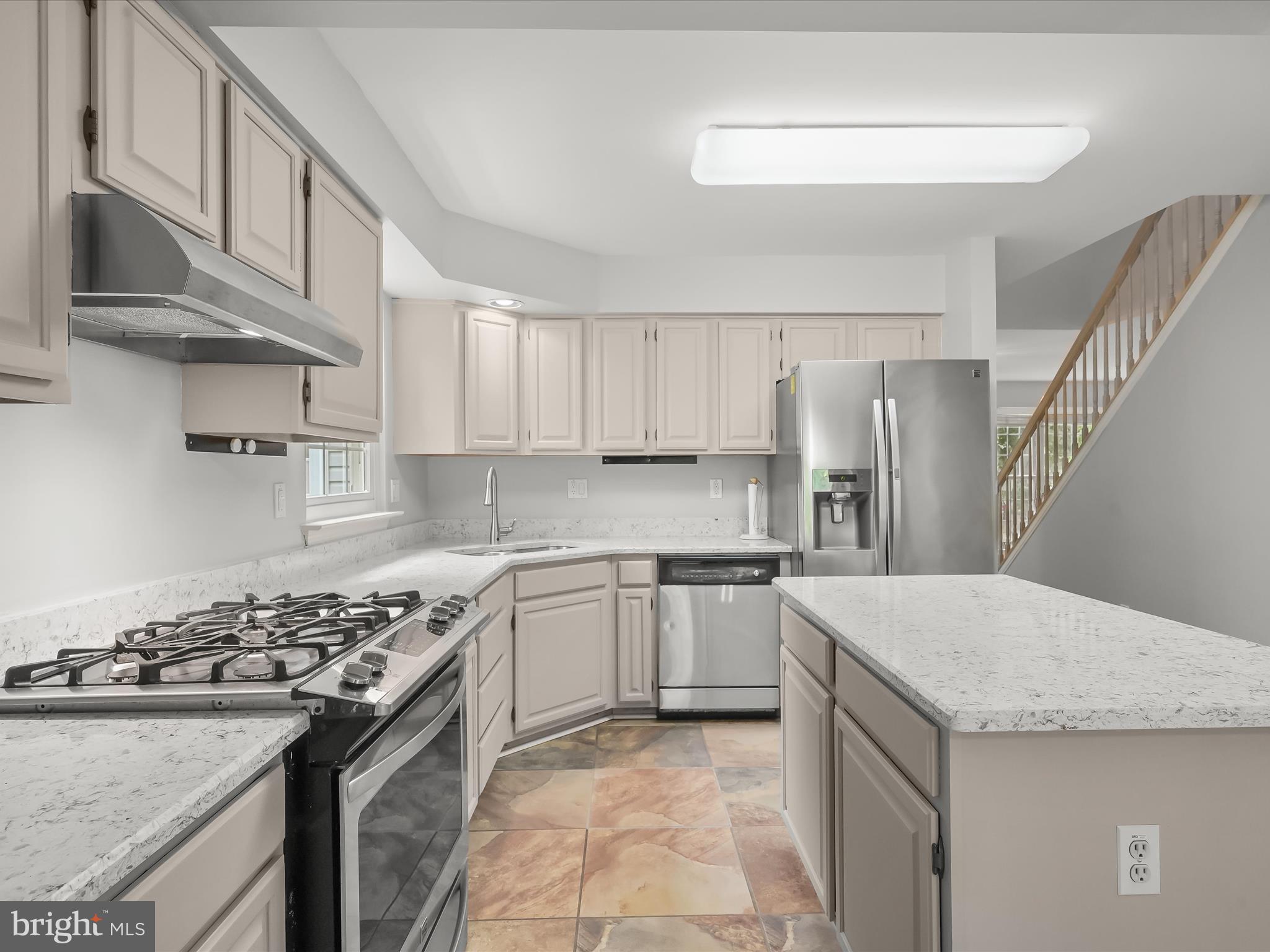 VILLAGE OF RIVER HILL - Residential