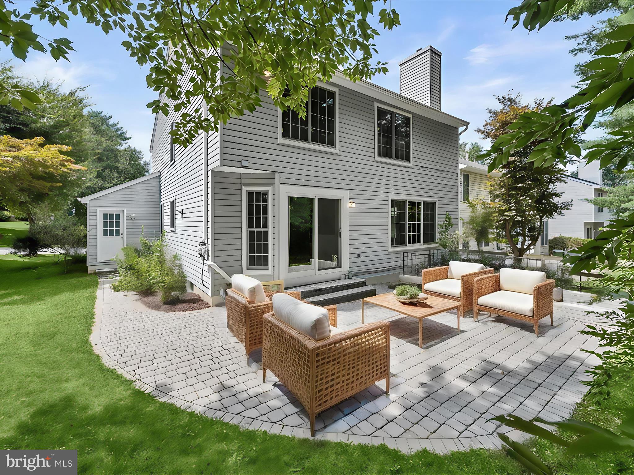 VILLAGE OF RIVER HILL - Residential