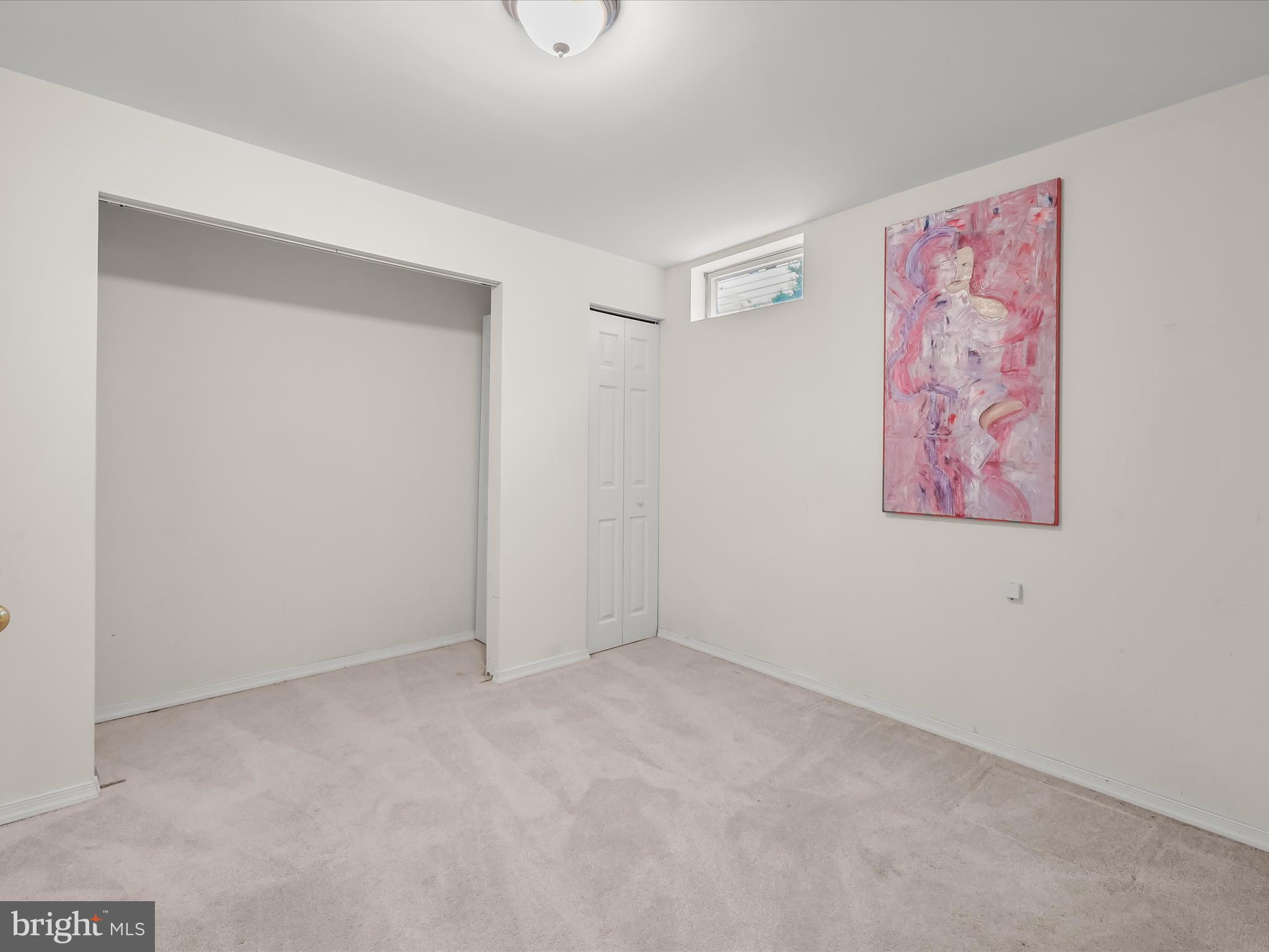 VILLAGE OF RIVER HILL - Residential