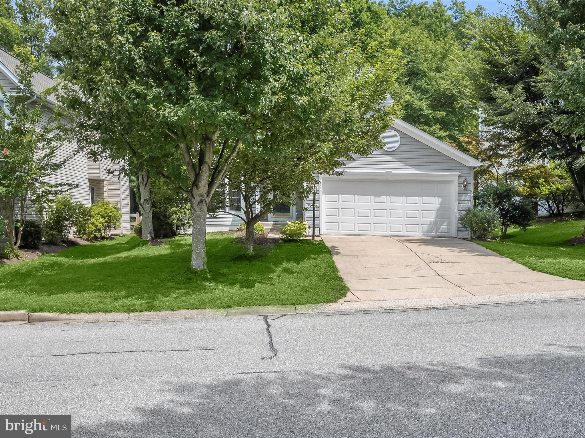 VILLAGE OF RIVER HILL - Residential