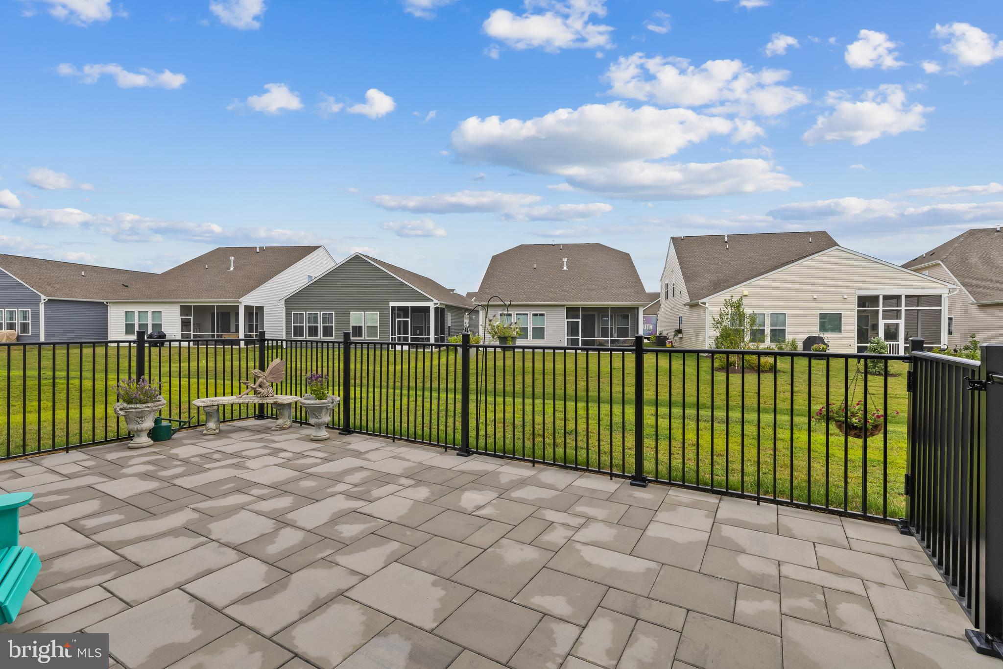 FOUR SEASONS AT KENT ISLAND - Residential