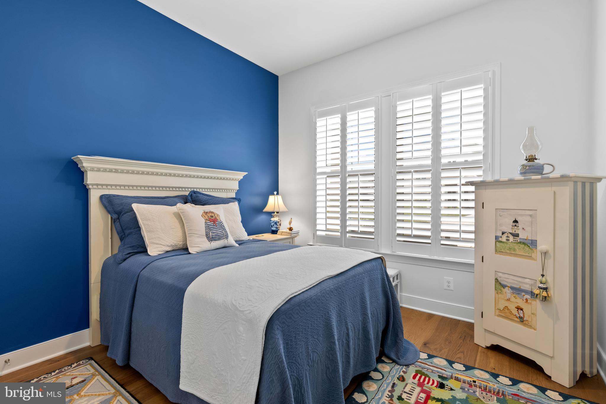 FOUR SEASONS AT KENT ISLAND - Residential