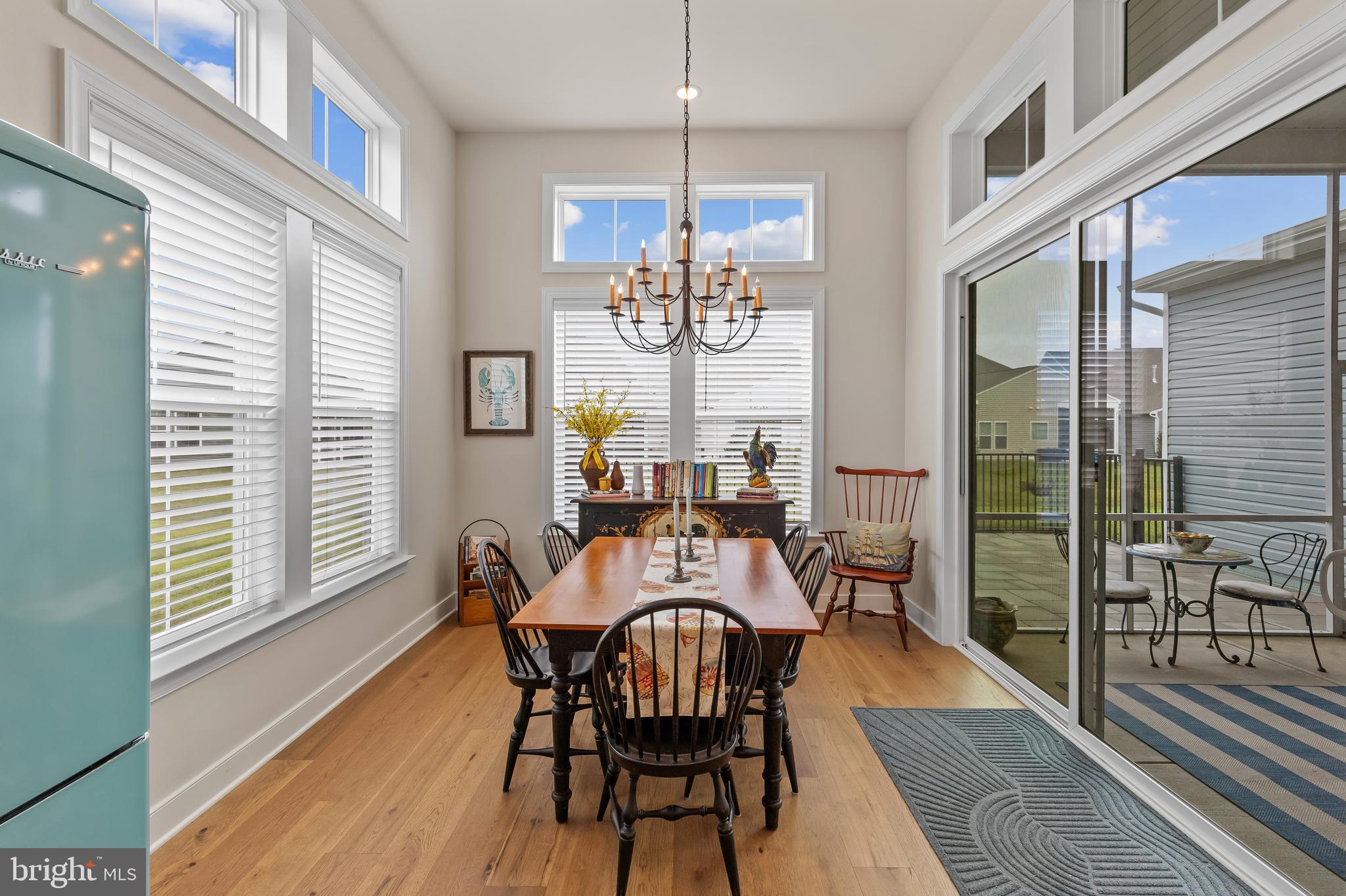 FOUR SEASONS AT KENT ISLAND - Residential