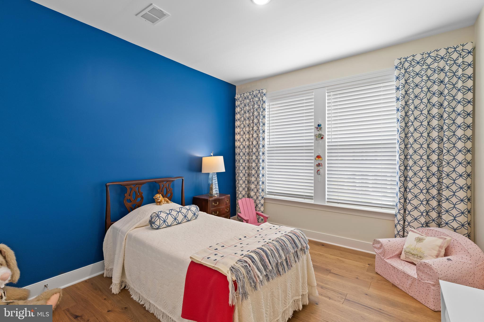 FOUR SEASONS AT KENT ISLAND - Residential