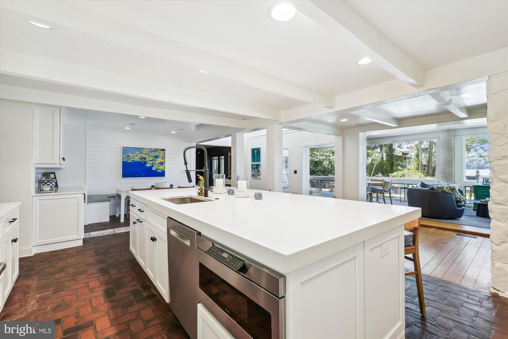 REGULARS - Residential