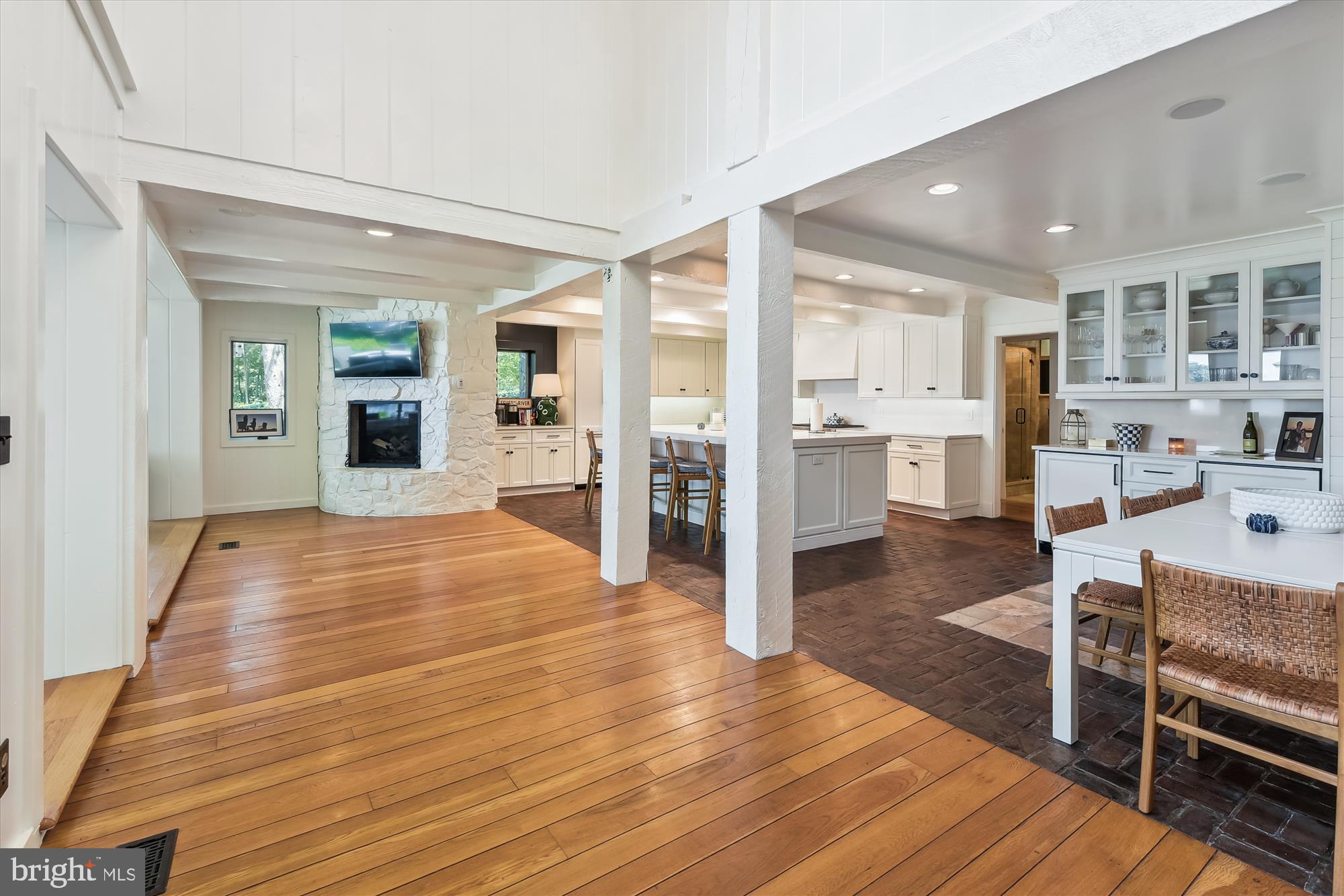 REGULARS - Residential