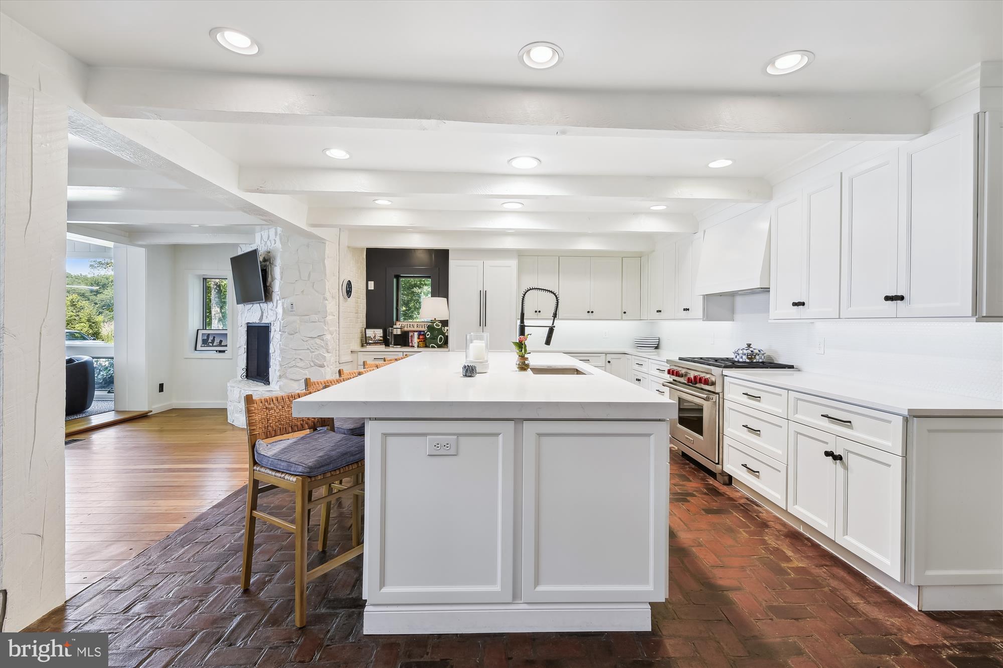 REGULARS - Residential