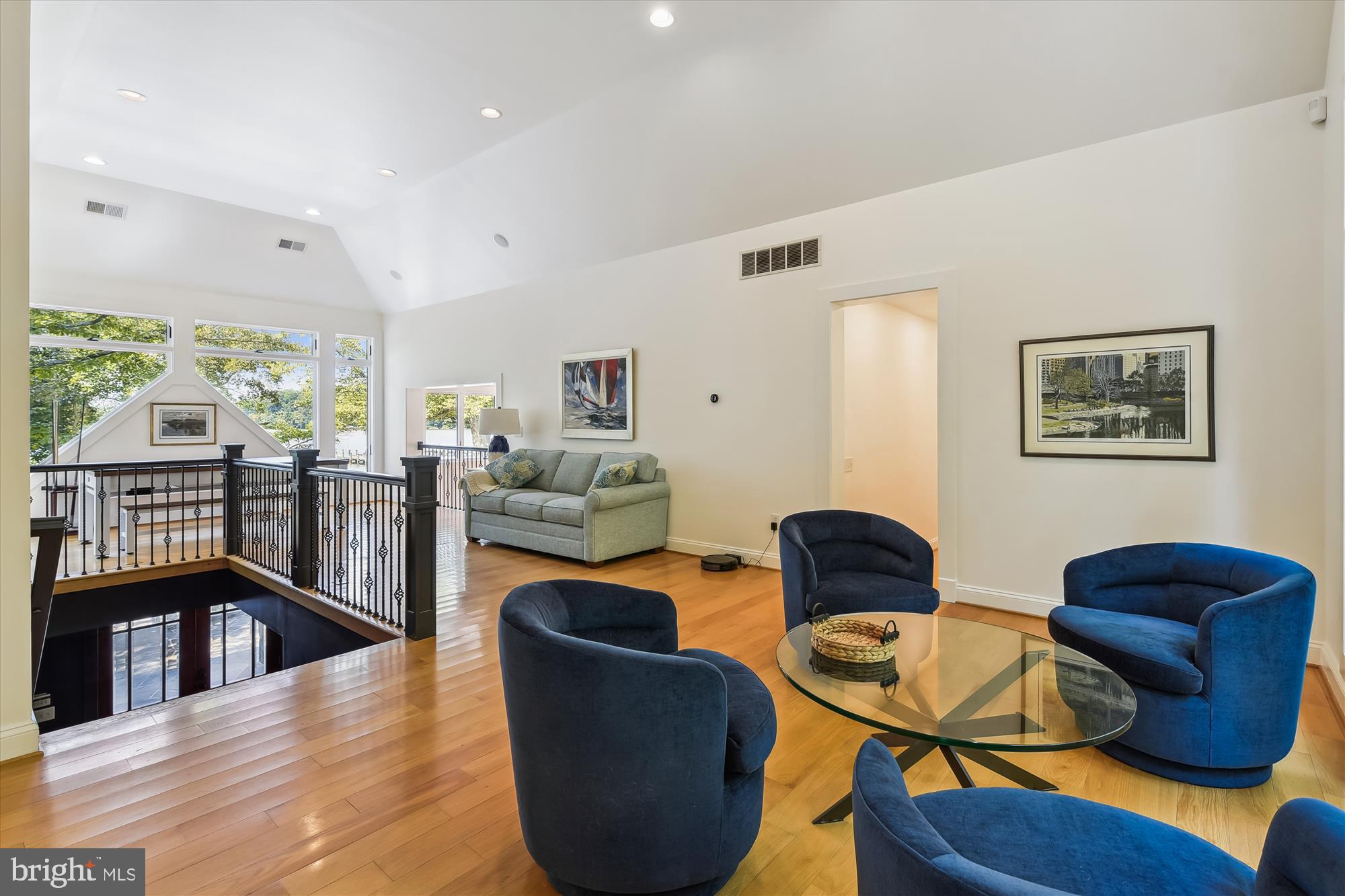 REGULARS - Residential