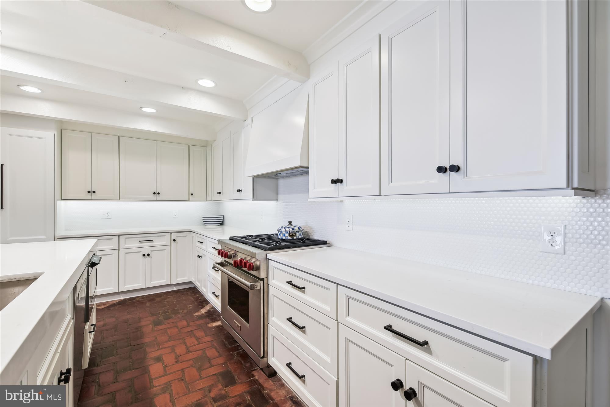 REGULARS - Residential