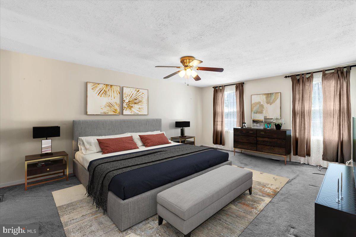 RIVER BEND - Residential