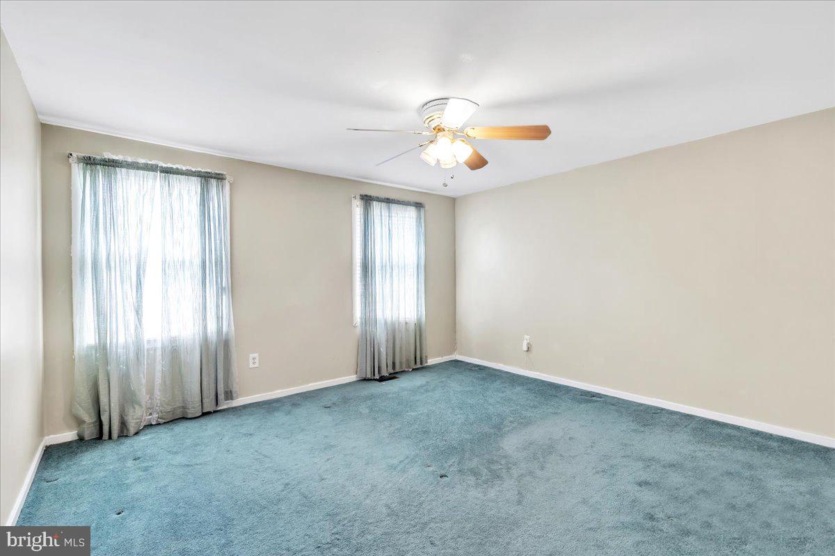 RIVER BEND - Residential