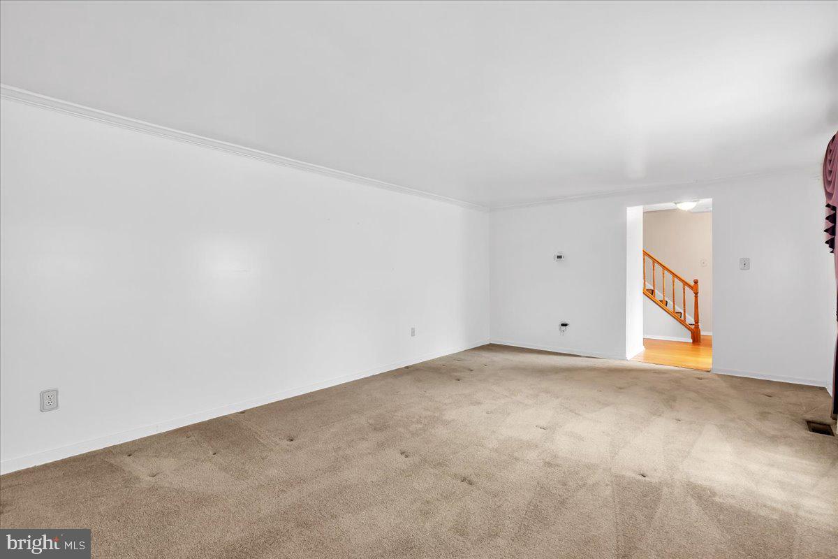 RIVER BEND - Residential