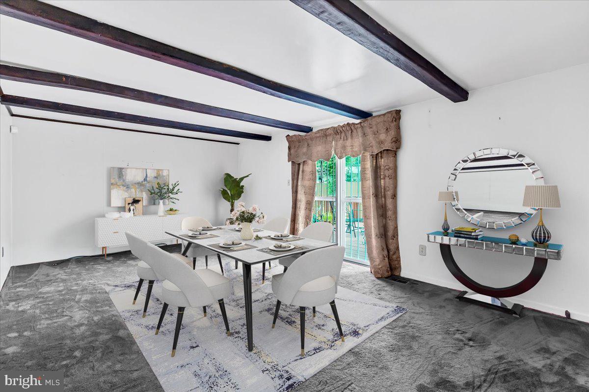 RIVER BEND - Residential