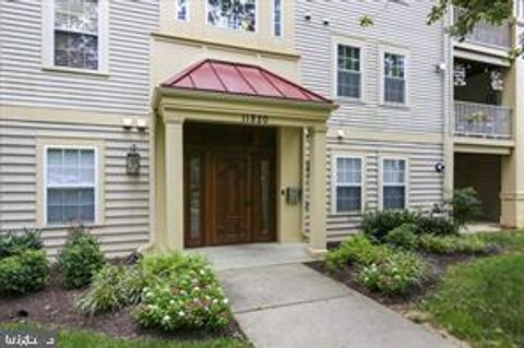 11820 ETON MANOR DRIVE 104 GERMANTOWN MD 20876