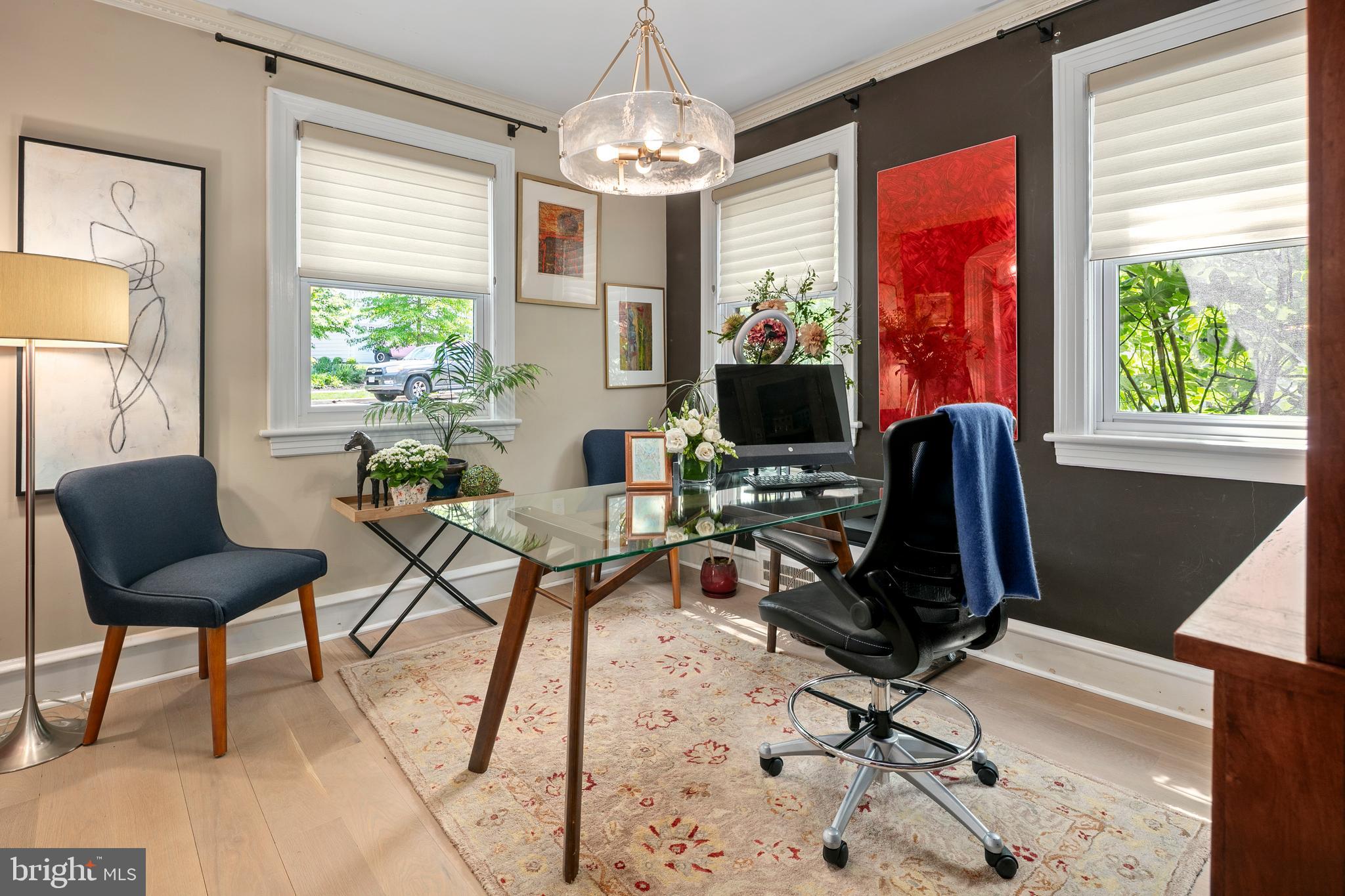 LYON VILLAGE - Residential