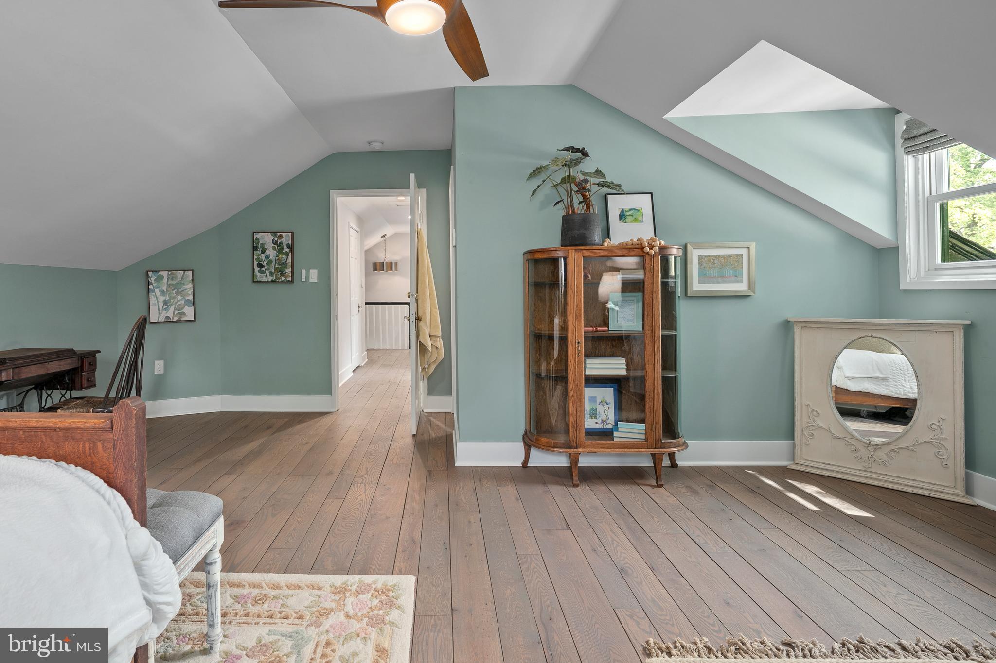 LYON VILLAGE - Residential