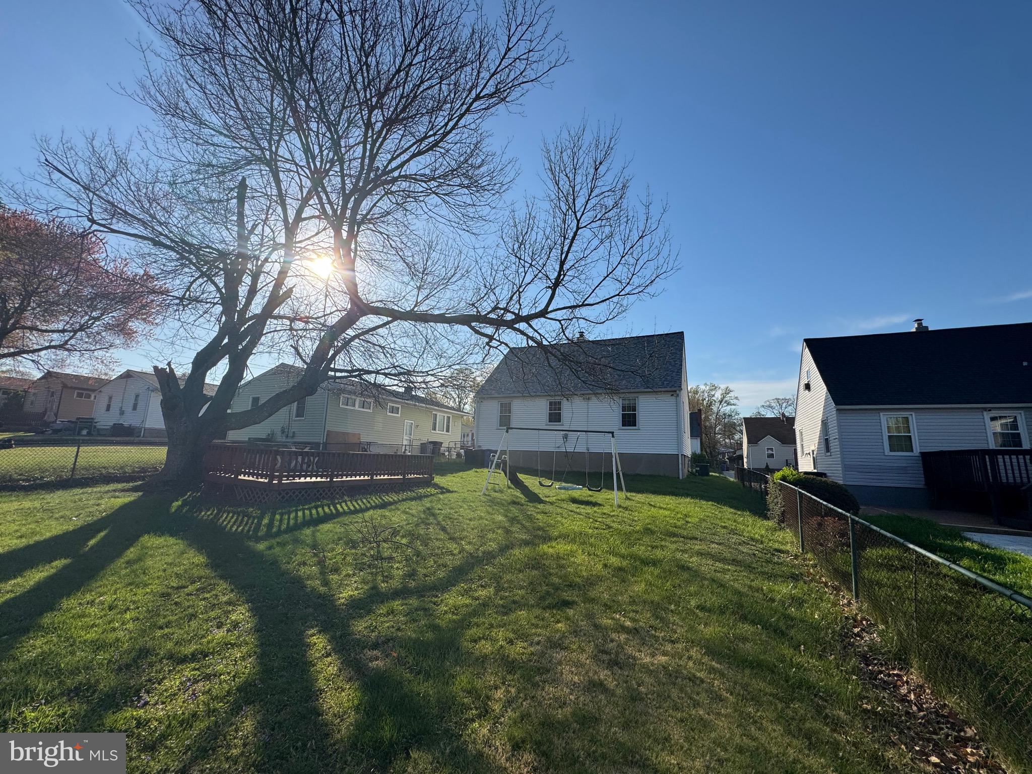 CAMPFIELD GARDENS - Residential