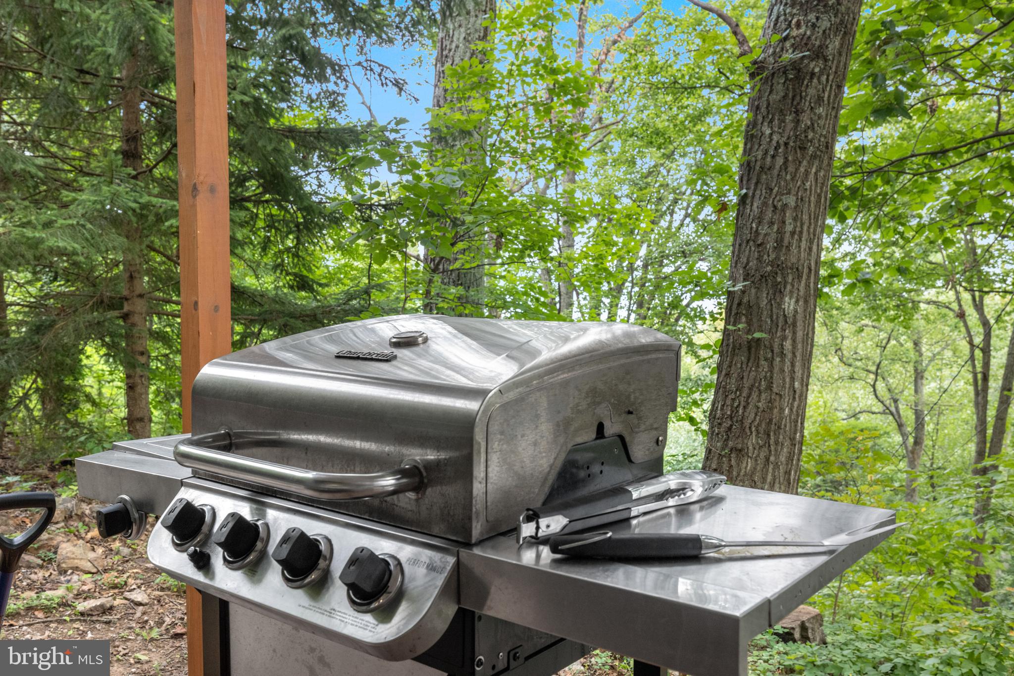 GLENWOOD FOREST - Residential